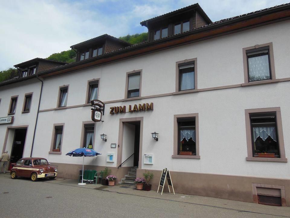 ホテルGasthaus Lamm トートナウ エクステリア 写真